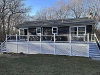 Delightful Southampton Retreat with Heated Pool & Jacuzzi, Near Beach & Shopping Hôtels à : Tuckahoe