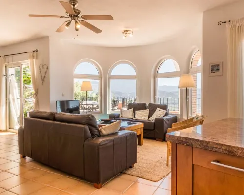 Villa with private pool and amazing views Hotels in Salobrena