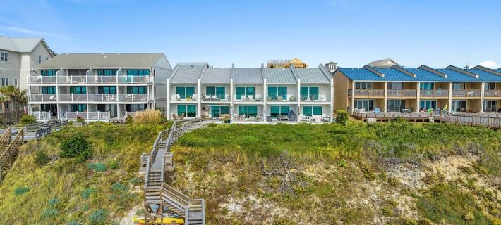 2 BR + Bunks - Gulf-Front Townhome on 30A! Hotels in Seacrest