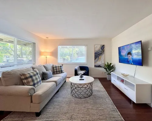 Cozy and quiet 2B/1b in Downtown Hotels in Lafayette
