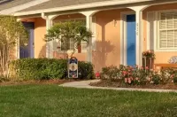 Cozy Cottage 3 blocks from town