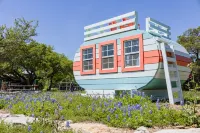 Glamping in Spicewood TX Hill Country- The Vagabond