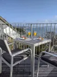 2 Bed Apartment The Priory - Panoramic Sea View - Ocean View