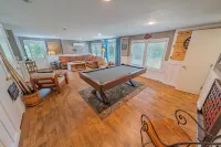 Quiet beach retreat for couples or family