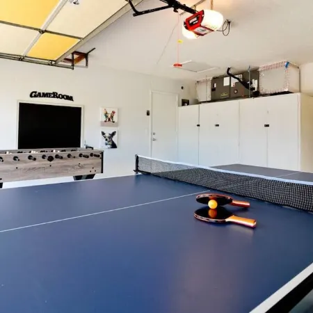 🌟 STUNNING!- Game Room, Pool, Beaches & Full Remodel!
