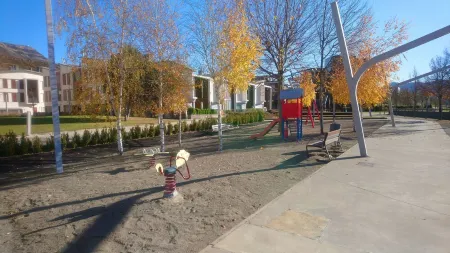 Las Margas. Golf. Bicycle. Skiing. Swimming pool.