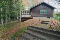 Peaceful Higgins Lake Retreat