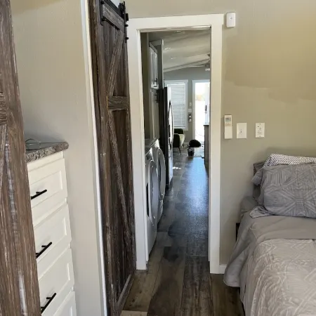 Texoma Getaway - Tiny House on a Cannabis Farm