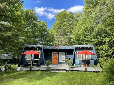 Ski-On Ski-Off at Pico MtnPremier Slopeside House Rental. Dog Friendly!!! Hotels near Pico Mountain Ski Resort