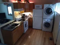 Cozy Up-North Townhouse Bungalow Hotels in Pleasantview Township