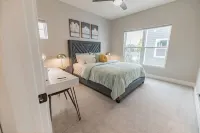 New 3 Bed 4 Bath Home - Rooftop Deck, 2 Car Garage & Porch Near Downtown! - balcon