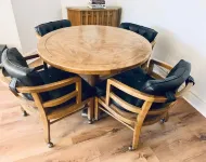 Clean, Private, Cozy Urban Oasis Chicago Greystone in Heart of Logan Square