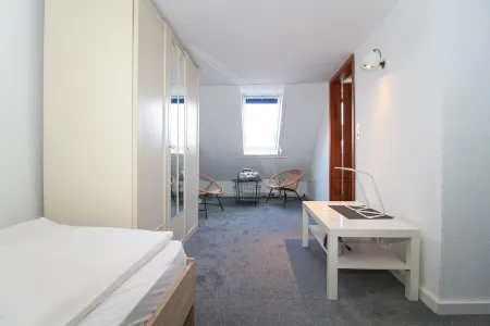 Obergeschosswohnung in Strandnähe für bis zu 4 Personen Samt Hund