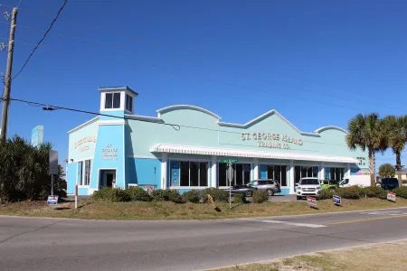 SEASHELL ESCAPE - Pool & Beach Front 2 Bedroom sleeps 6 - Enjoy!!!