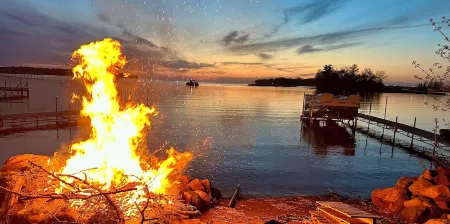 Hunt, Fish, and Take in the Lake Views on Beautiful Lake Mille Lacs!