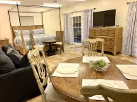 The Courtyard Suite, Pool is Open May to August