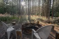 Tiny Timber-28 Miles to Yellowstone