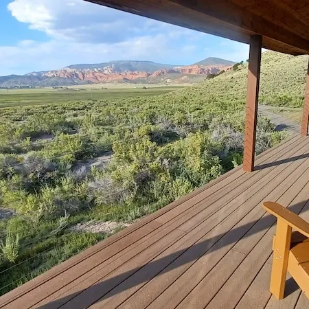 Secluded Capitol Reef Retreat