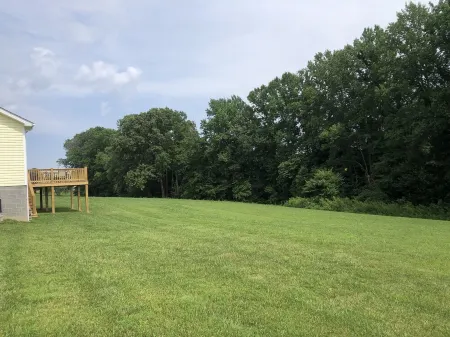 Great place to gather near Lake Cumberland Отели в г. Джеймстаун