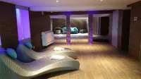 Brit Hotel de Grignan Vichy - spa