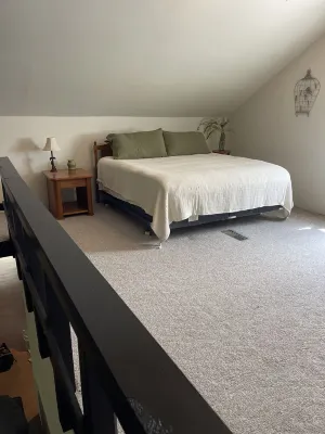Beautiful Loft Cabin!
