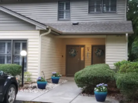 2nd floor 2 BR, 2 bath, Sunset Beach 5 mins from Ocean @ Sea Trail Golf Resort