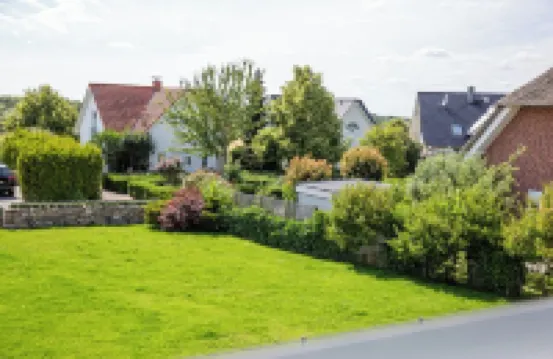 Coastal love! Modern DHH - with sister house up to 12 persons possible.
