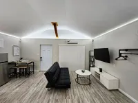 Modern guesthouse in the heart of Fort Worth