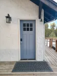 Charming Cottage 3BR/2BA Hot Tub