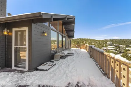 Mountain Views at Rim Country Chalet