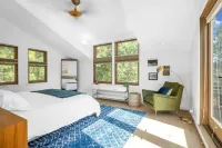 ❤️of Downtown All New! Mod 6BR ☆6min→ Pearl☆Hottub - balcony