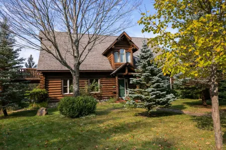 Michaywe Log Home, Perfect For Large Groups