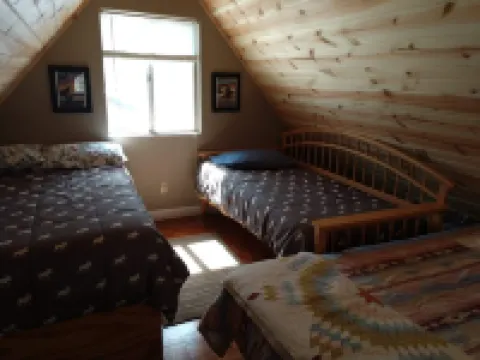 Baraga County Beaufort Lake Cabin