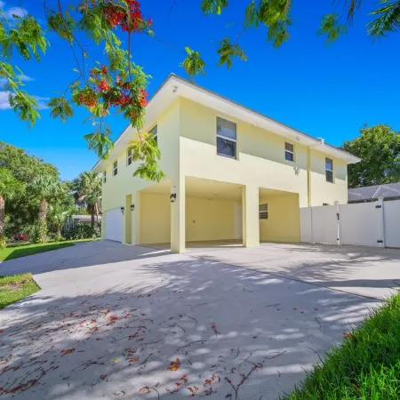 Jensen Beach Family Pool Home