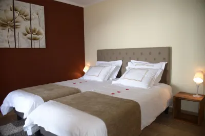 Magnificent villa in a spectacular setting with 360° views of the Mediterranean Jardin Botanique et Exotique Val Rahmeh 주변 호텔