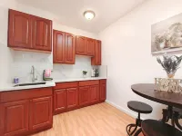 9 - Peaceful & Spacious 4B2B Upper Unit near FW