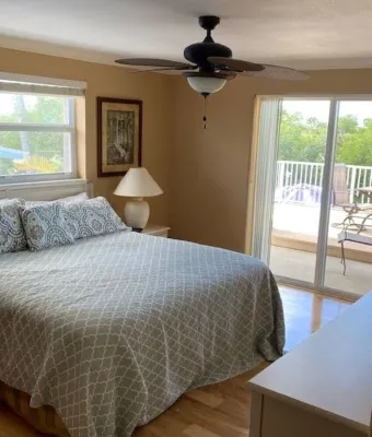 Islamorada Boaters Paradise with 70' Dock and private beach access.. Hotels near Fiesta Key RV Resort and Marina