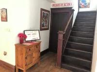 "The Oz experience at Kelly's HouseThere's no place like home! アチソンのホテル