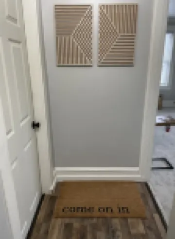 Charming Newly Renovated 1 Bedroom Hotels in Franklin County