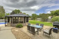 5- Bedroom Private Home- Quiet Neighborhood- Pet Friendly