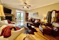 Beech Mountain-Walk to Ski Slopes/Sledding Hill/Restaurants -Room for 2 Families