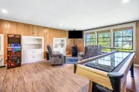 A Family's Paradise: Spacious 3BR/2BA w/ Game Room