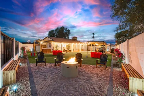 Luxury Lakeside Adventureland!