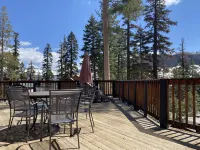 Sunrise Kirkwood Chalet with Red Cliffs View