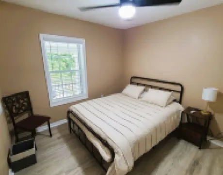 Mountain Ridge Retreat - Private & Peaceful Getaway. Family & Pet Friendly