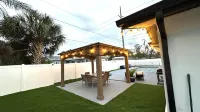 Experience Clearwater charm, just a quick 9-minutes to Tampa Bay Отели рядом с достопримечательностью «Пинеллас Байк Трейл»