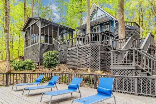 Luxury Private Lake House w/ Hot Tub & Dock!