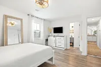 3-bedroom house only a 5 minute walk to the beach with a turf backyard!