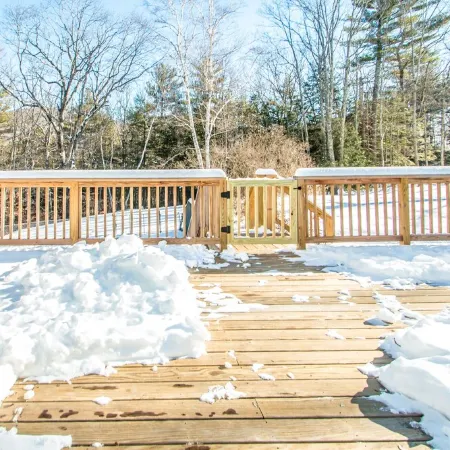 NEW LISTING