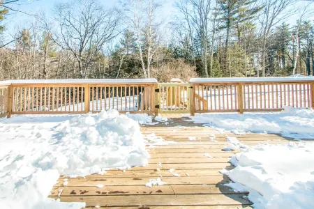 NEW LISTING Отели рядом с достопримечательностью «Кранмор Маунтин Резорт»